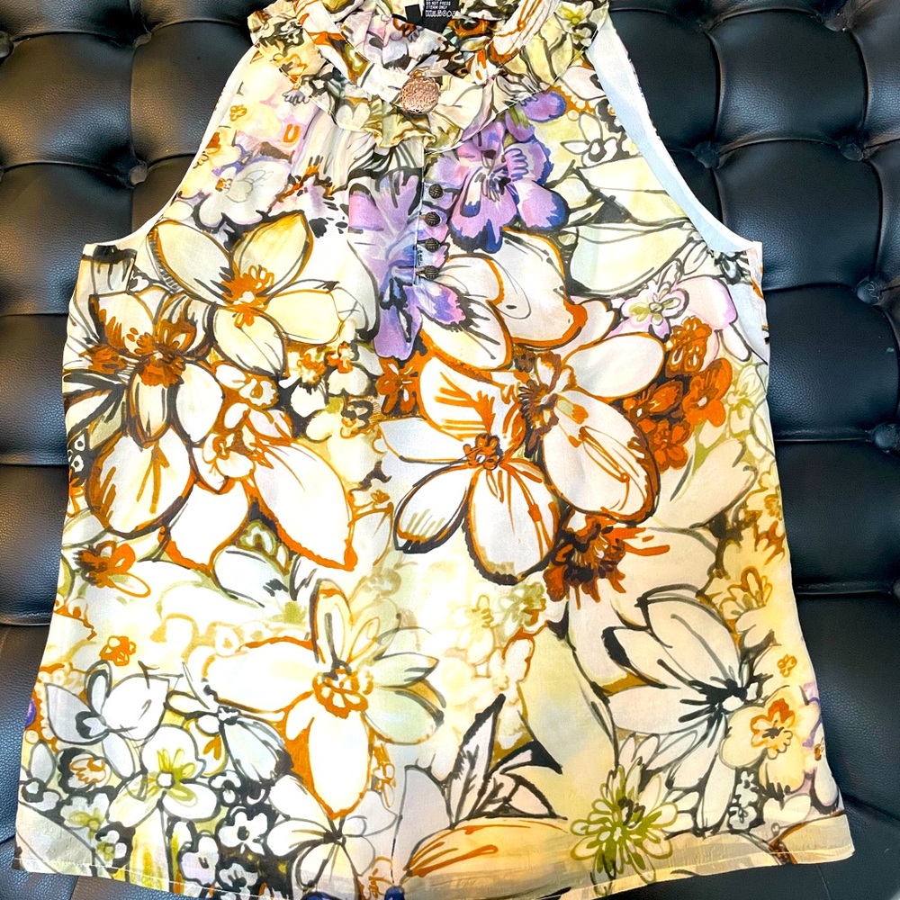 Beautiful multicolor Silk sleeveless top